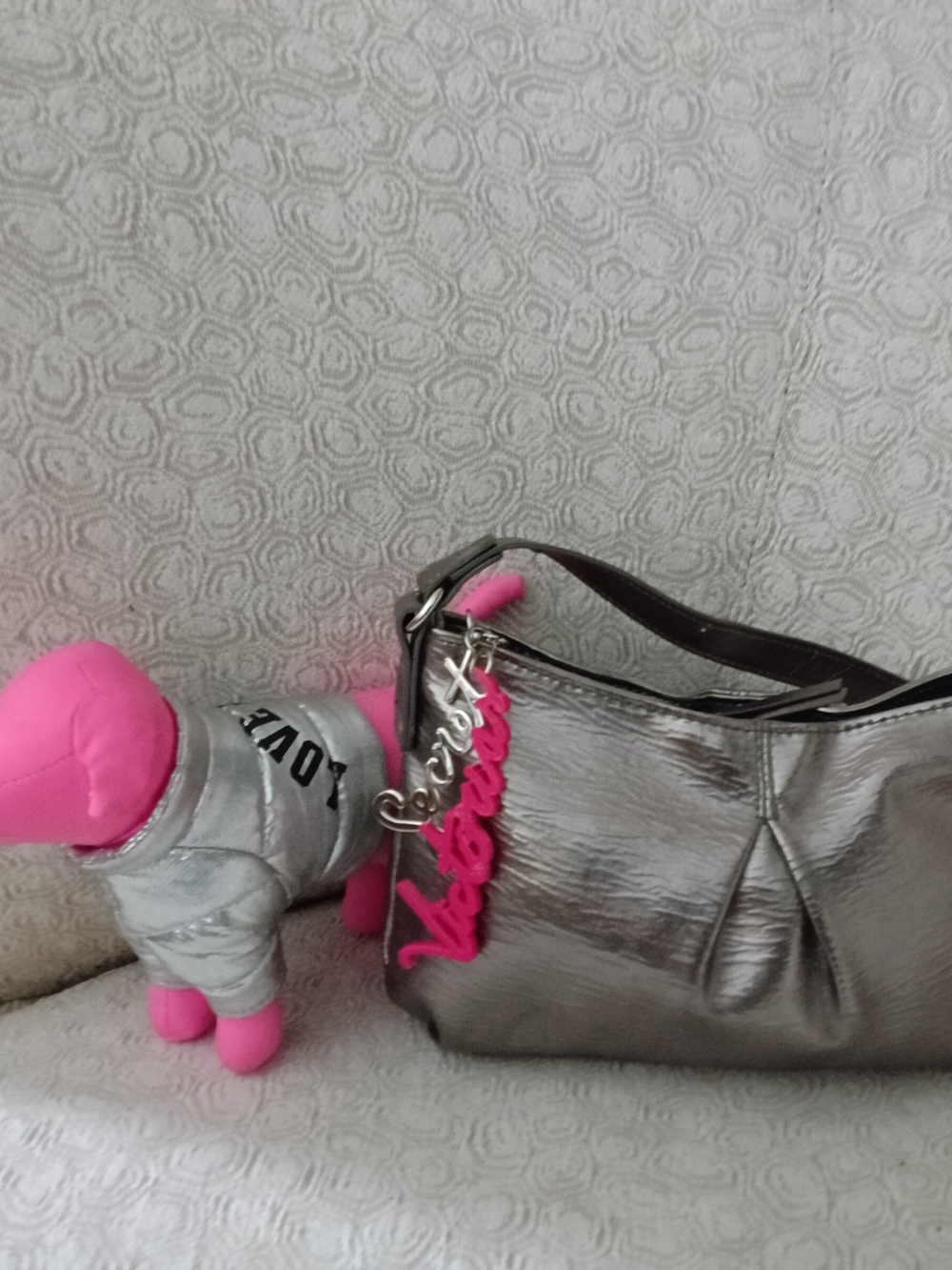 Victoria's Secret Silver Shoulder Bag with Pink Logo Charm - Picture 4 of 5
